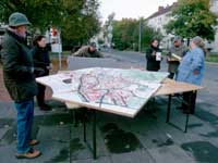 Am Bömmelburgplatz wird das Modell vorgestellt